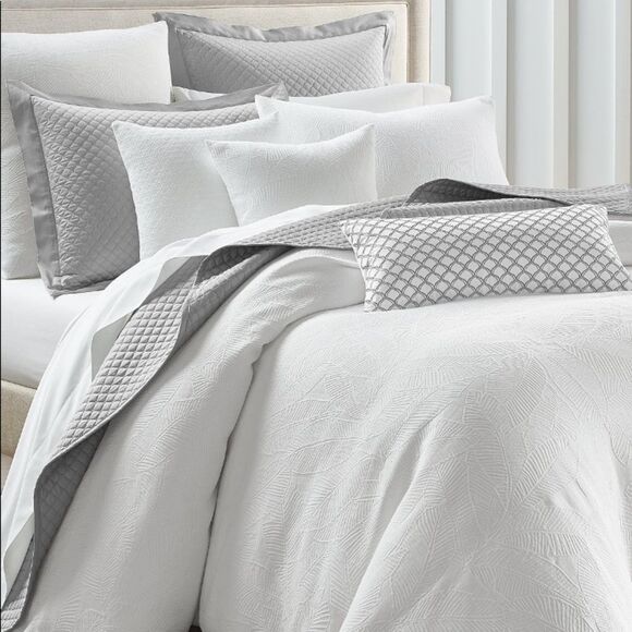Charter Club Damask Designs Woven
Leaves 2 Pc. Comforter Set, Twin - Picture 1 of 5